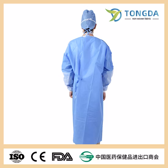 Robe d'isolement d'hôpital chirurgical jetable médical de niveau 2 d'AAMI OEM robe de protection personnalisée robe chirurgicale