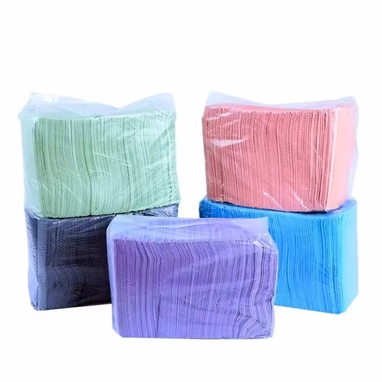 Tablier dentaire jetable de bavoir de matériel dentaire de consommables dentaires 3 plis 33*45cm